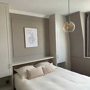 Bel Climatise En Plein Coeur De Appartement